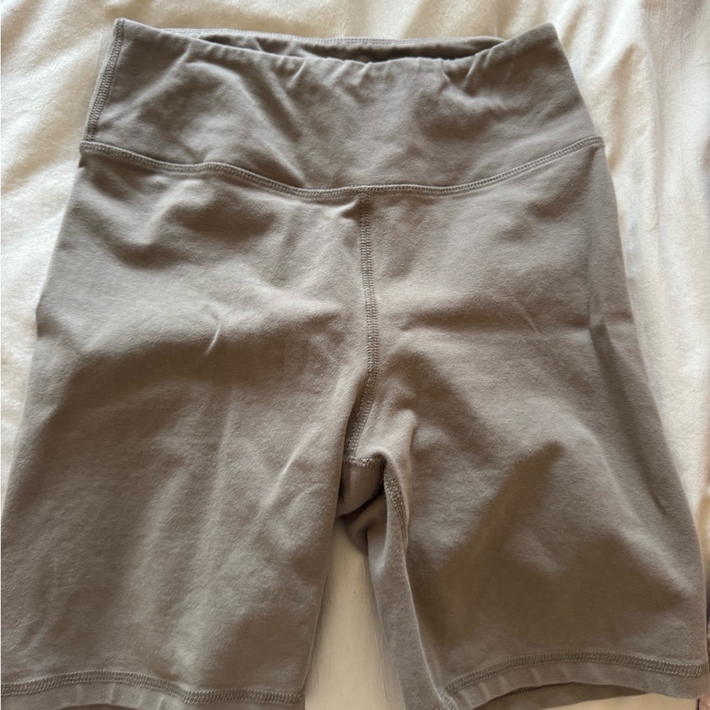 MATE the Label Gray/greenish Bike Shorts Elastic Waist